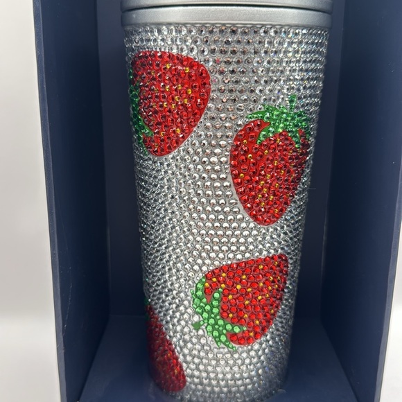 Hydrapeak Sparkling Silver Tumbler with Red Strawberry Accents - Picture 7 of 7